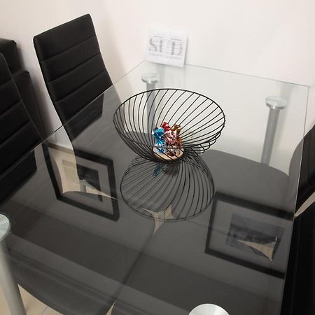 Nobel: Premium Two-Room Apartment In Bucharest'S City Center! Kültér fotó