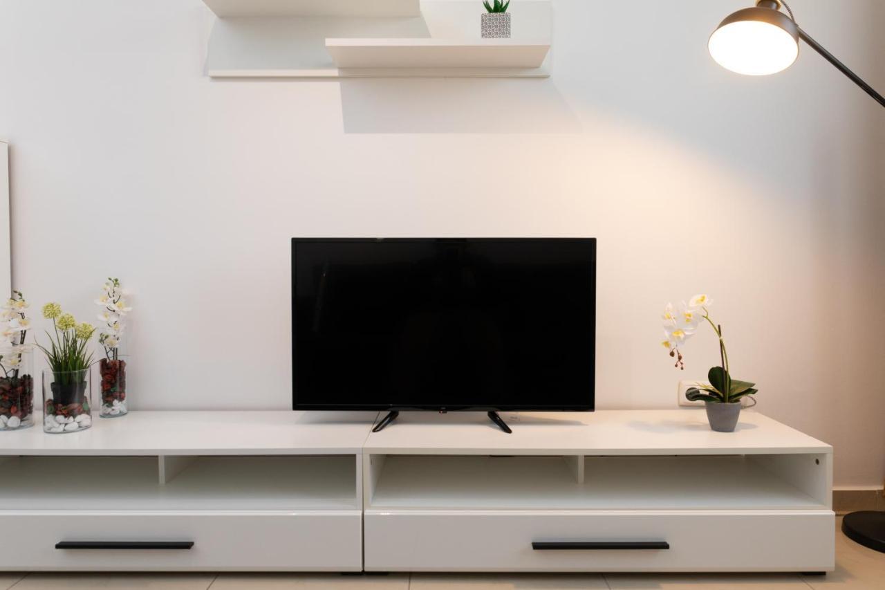 Nobel: Premium Two-Room Apartment In Bucharest'S City Center! Kültér fotó