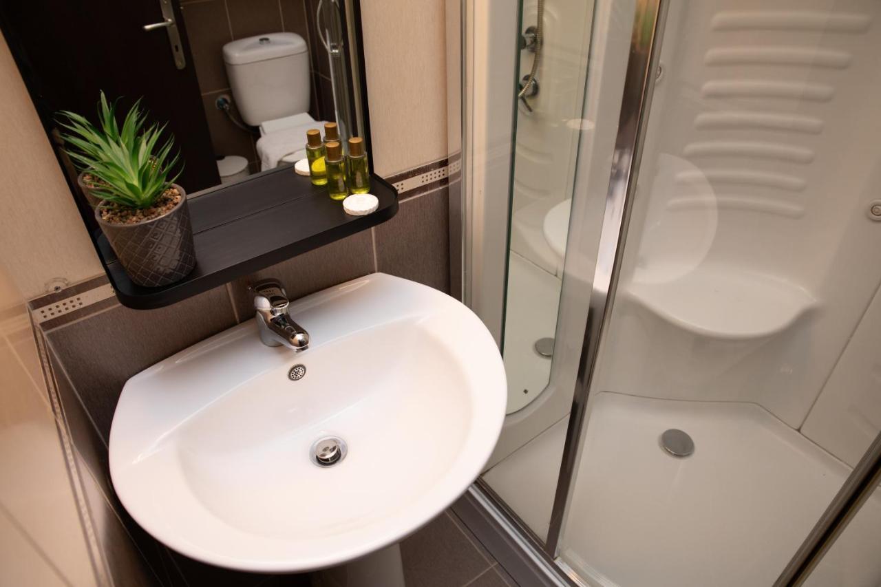 Nobel: Premium Two-Room Apartment In Bucharest'S City Center! Kültér fotó