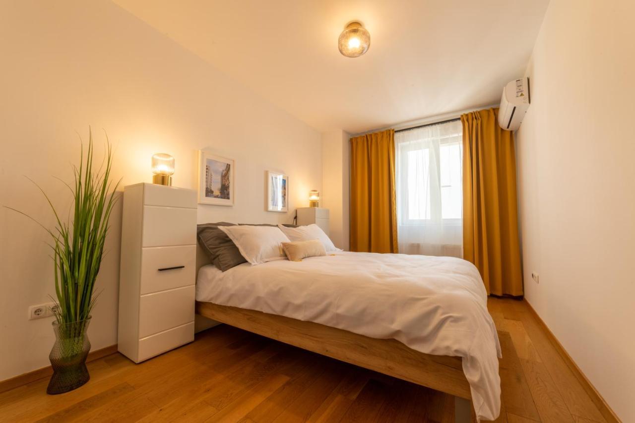 Nobel: Premium Two-Room Apartment In Bucharest'S City Center! Kültér fotó