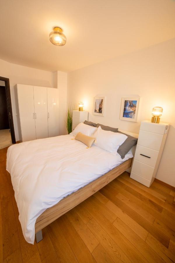 Nobel: Premium Two-Room Apartment In Bucharest'S City Center! Kültér fotó